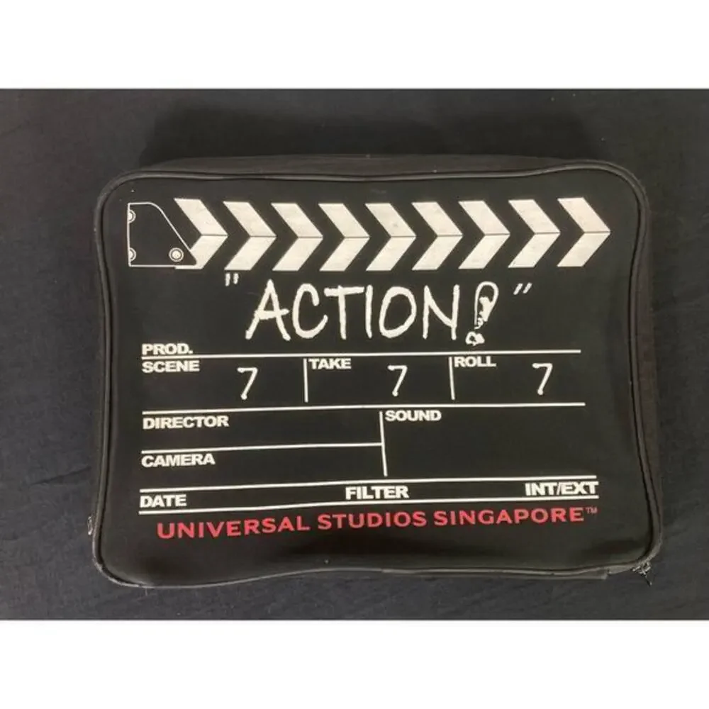 Universal Studios Singapore Movie Clapboard Laptop‎ Sleeve Padded Black